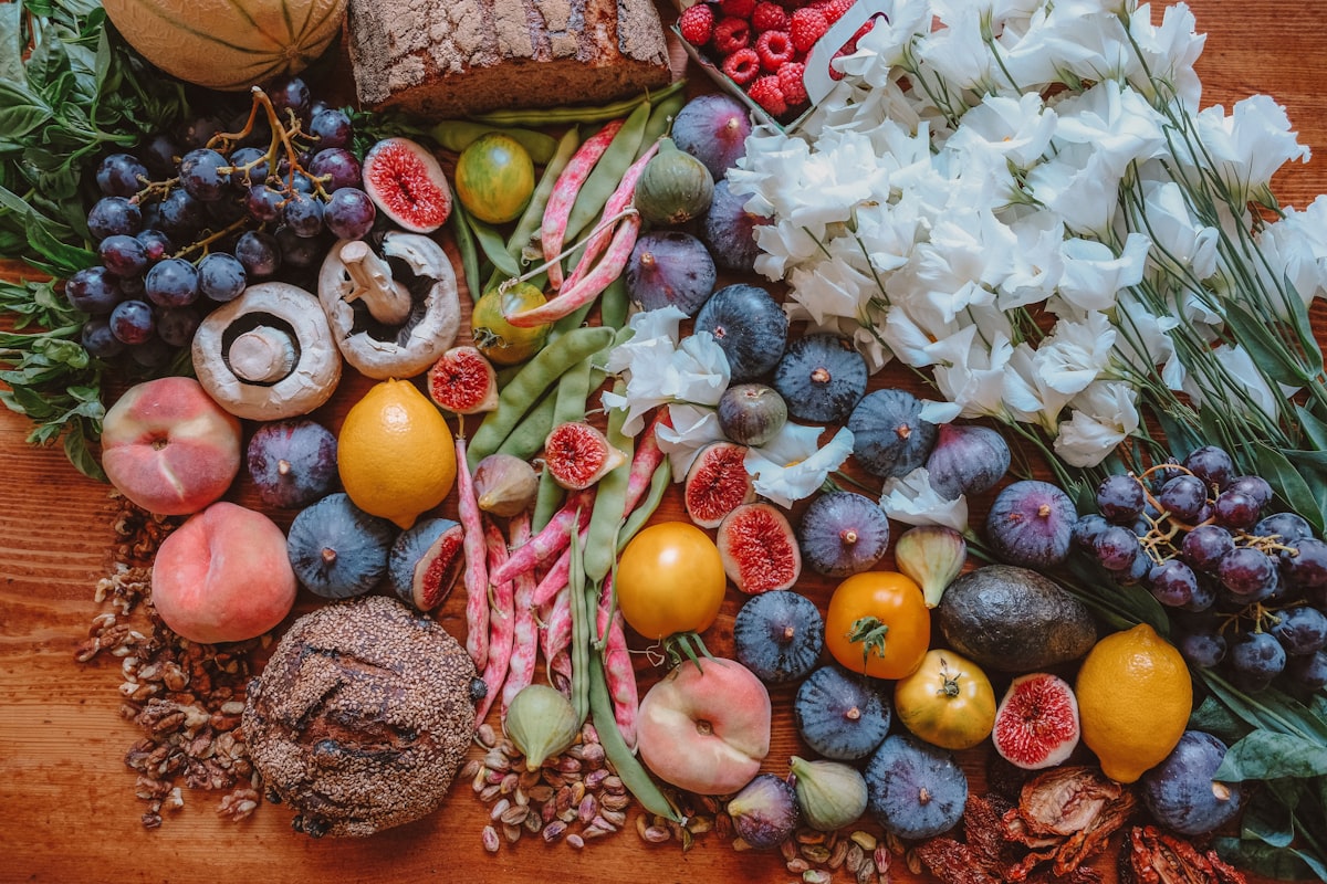 Raw food preparation and presentation